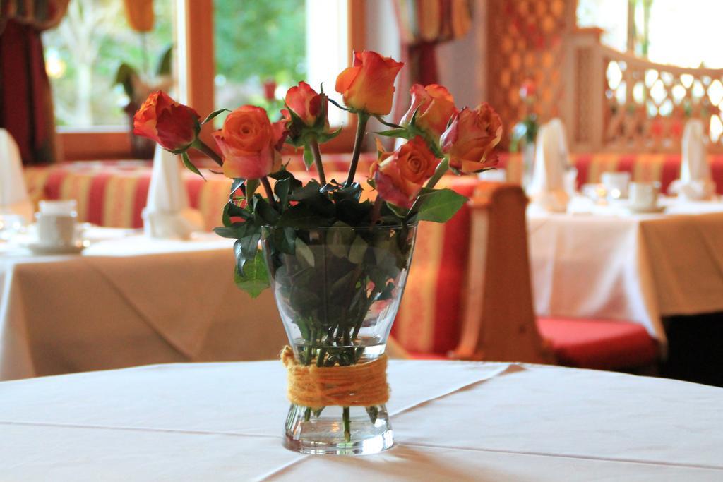 Hotel Antonius Лех ам Алберг Екстериор снимка