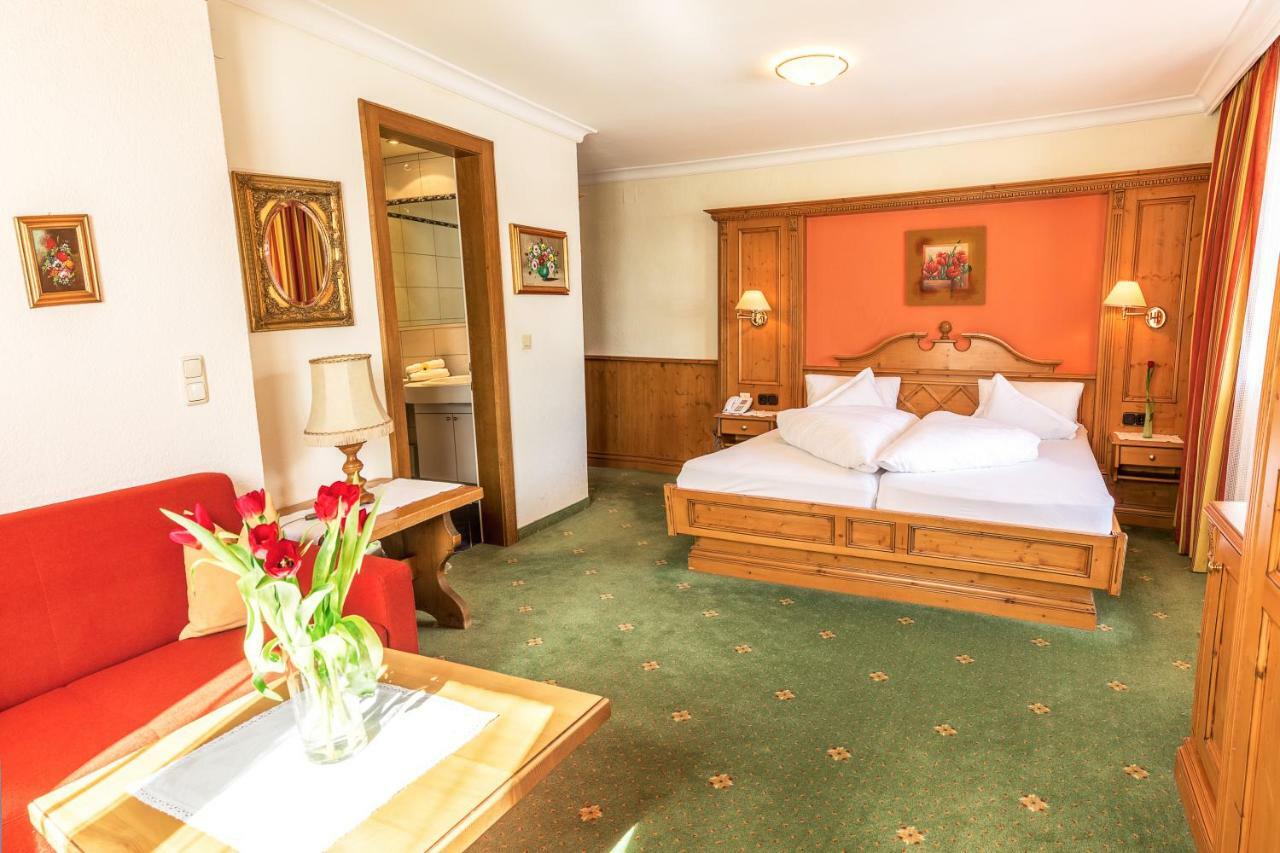 Hotel Antonius Лех ам Алберг Екстериор снимка